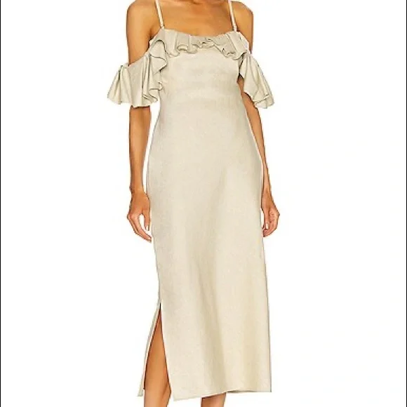 HP🥳New with tags Jacquemus dress